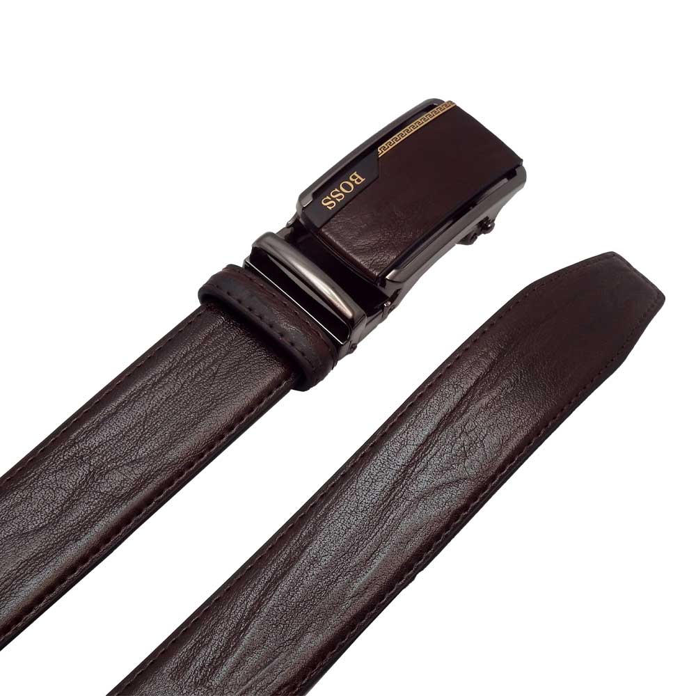 کمربند چرمی مردانه مدل KT650 با سگک ریلی فلزی — Men’s leather belt model KT650 with metal ratchet buckle.